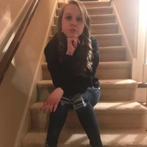Meet your Posher, Alyssa